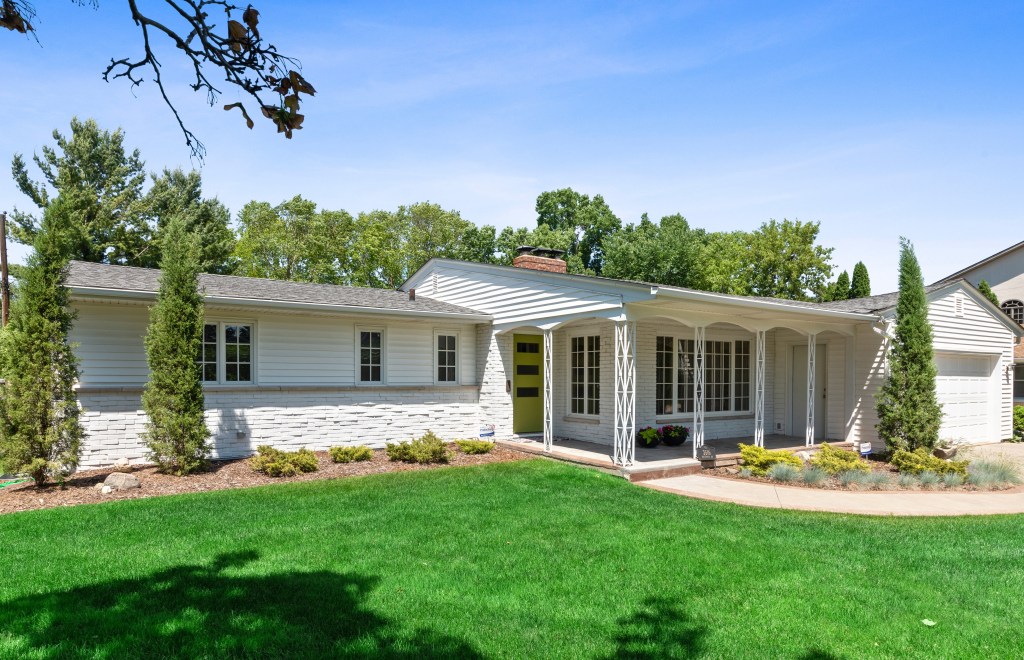 This image has an empty alt attribute; its file name is 01_3516basswoodrd_2002_hires-cropped.jpg